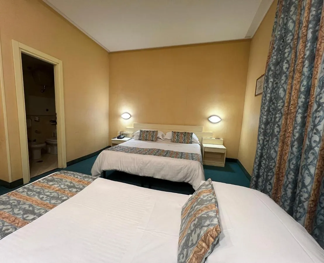 Hotel Patria Rom 3*,  Italien