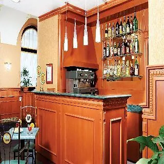 Hotel Patria Rome